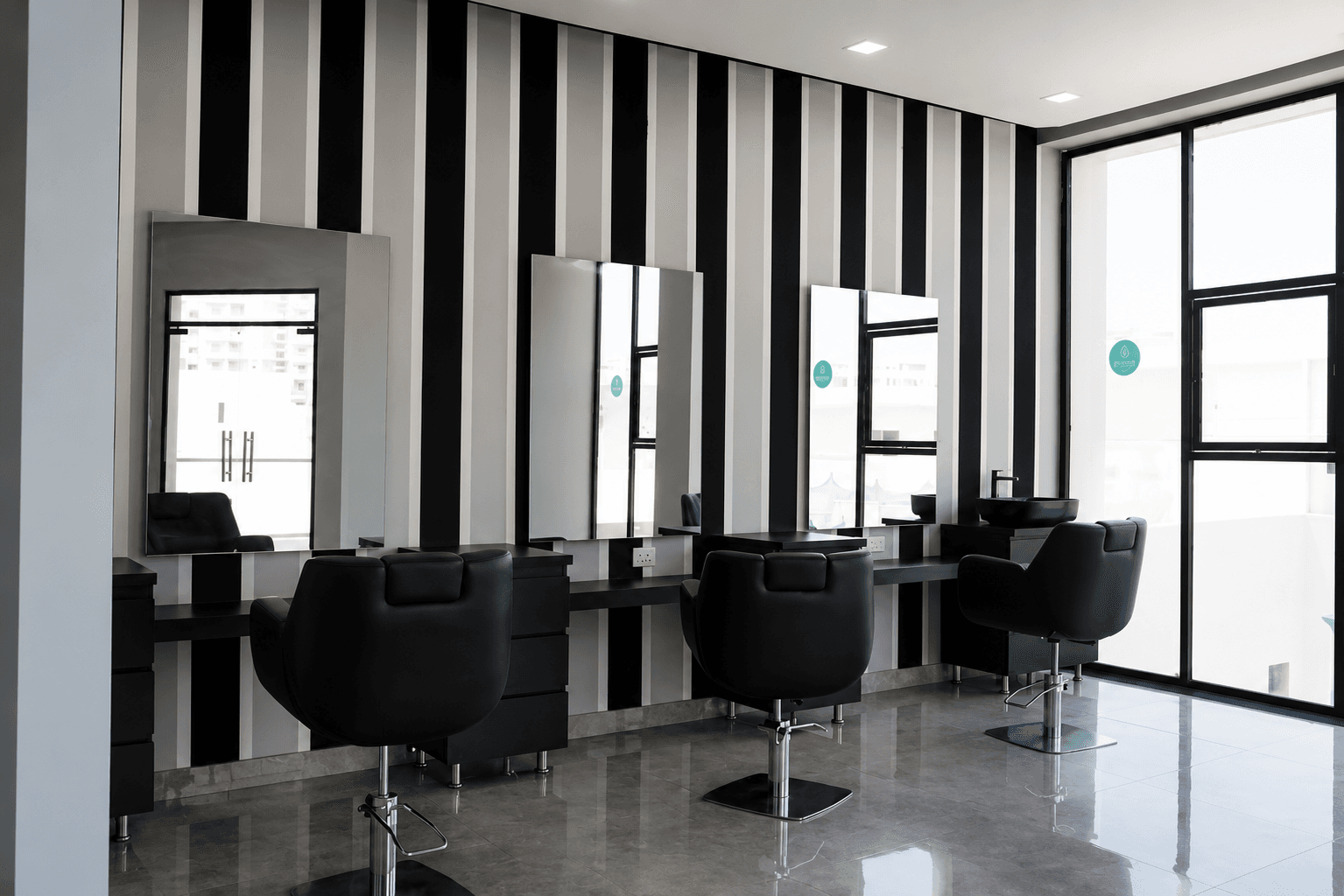 Salon in Clubhouse